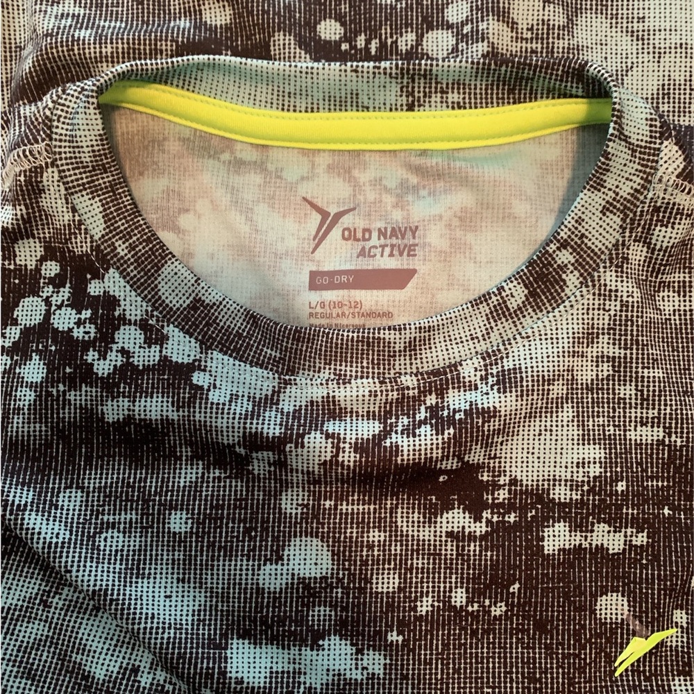 Boys Old Navy Go Dry Shirt